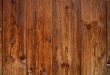 Czy można zrobić konstrukcję z mokrego drewna? Czy można zrobić konstrukcję z mokrego drewna?