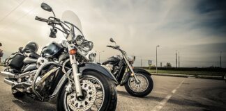 Jak Siadać na motor?